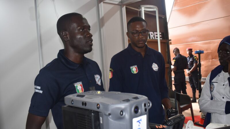 CNI et passeports : la police nationale au plus près des citoyens à la Fidak