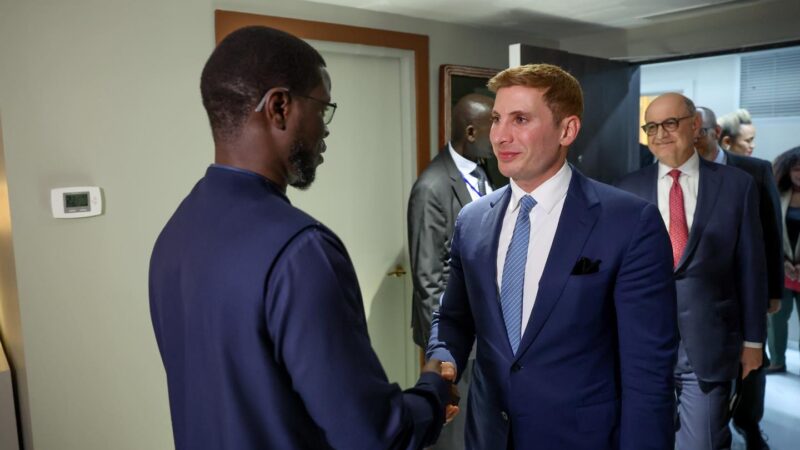 Abidjan, l’audience entre  le Président Diomaye et le Sous-secrétaire d’État américain aux Affaires économiques