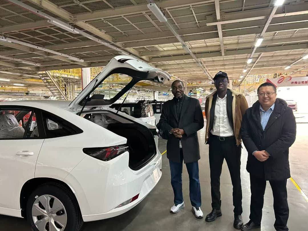 Mobilité durable : Le projet des 1000 taxis hybride prend forme