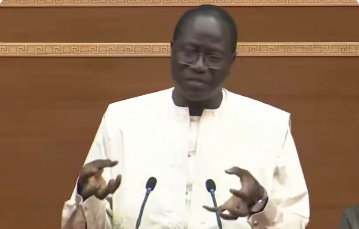 Bourses universitaires : « Pas de retard de paiement, mais respect des textes », insiste Daouda Ngom