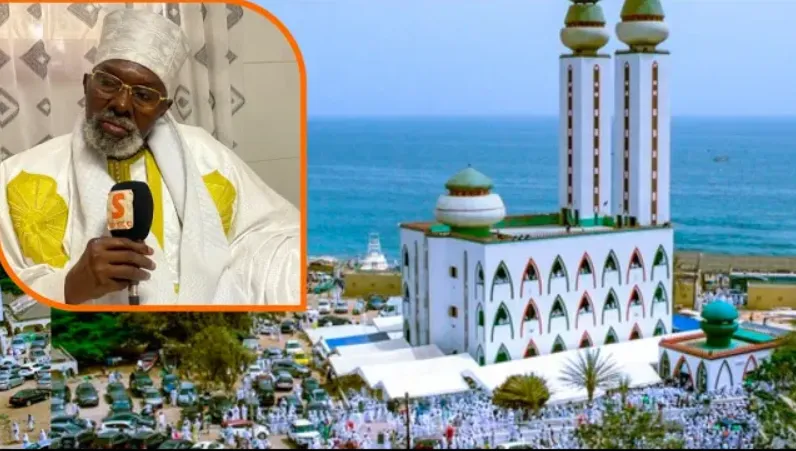 Mosquée de la Divinité: Le Khalife invite à la prière et aux recommandations Divines