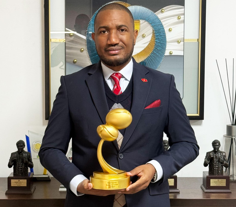Outside Awards 2025 : UBA Sénégal honorée par le Prix Spécial de la Meilleure Banque de l’Année