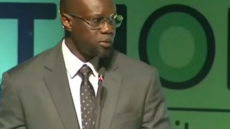 Sonko tacle la classe politique : « Je préfère 1 000 PDG à 1 million de politiciens qui ne font que parler »