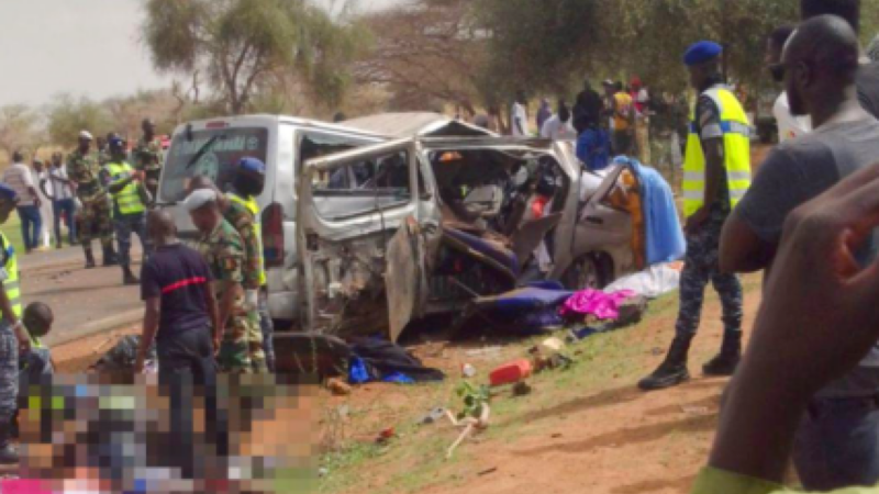 Louga: Un véhicule se renverse et fait un mort et deux blessés