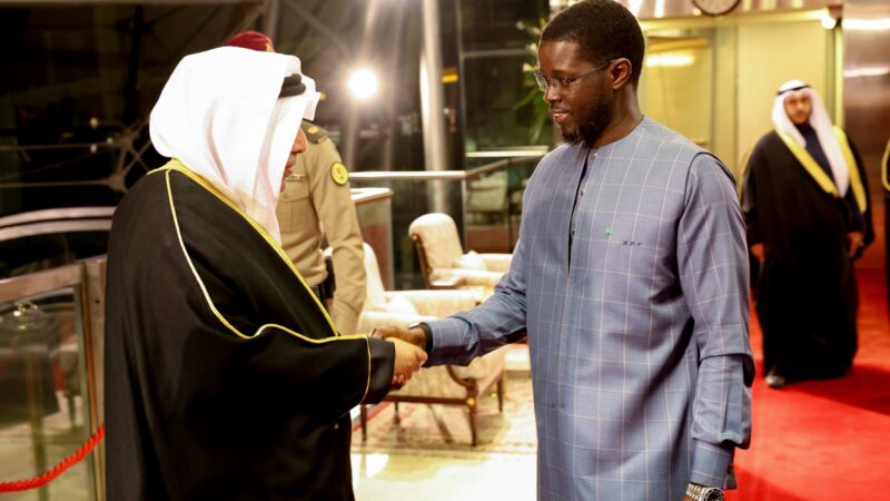 Koweït: les images de l’arrivée du Président Diomaye, accueilli par le Prince héritier Cheikh Sabah Khaled