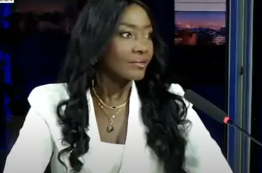 Après le Grand Bal : La chanteuse guinéenne Djelykaba Bintou reçue par Coumba Gawlo Seck (Vidéo)