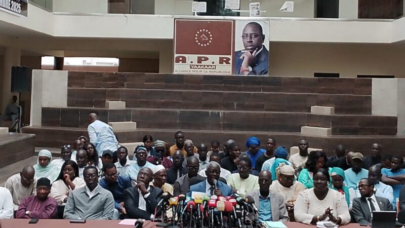 Gouvernance et justice : L&rsquo;APR rejette la réforme constitutionnelle et tacle le duo Diomaye-Sonko