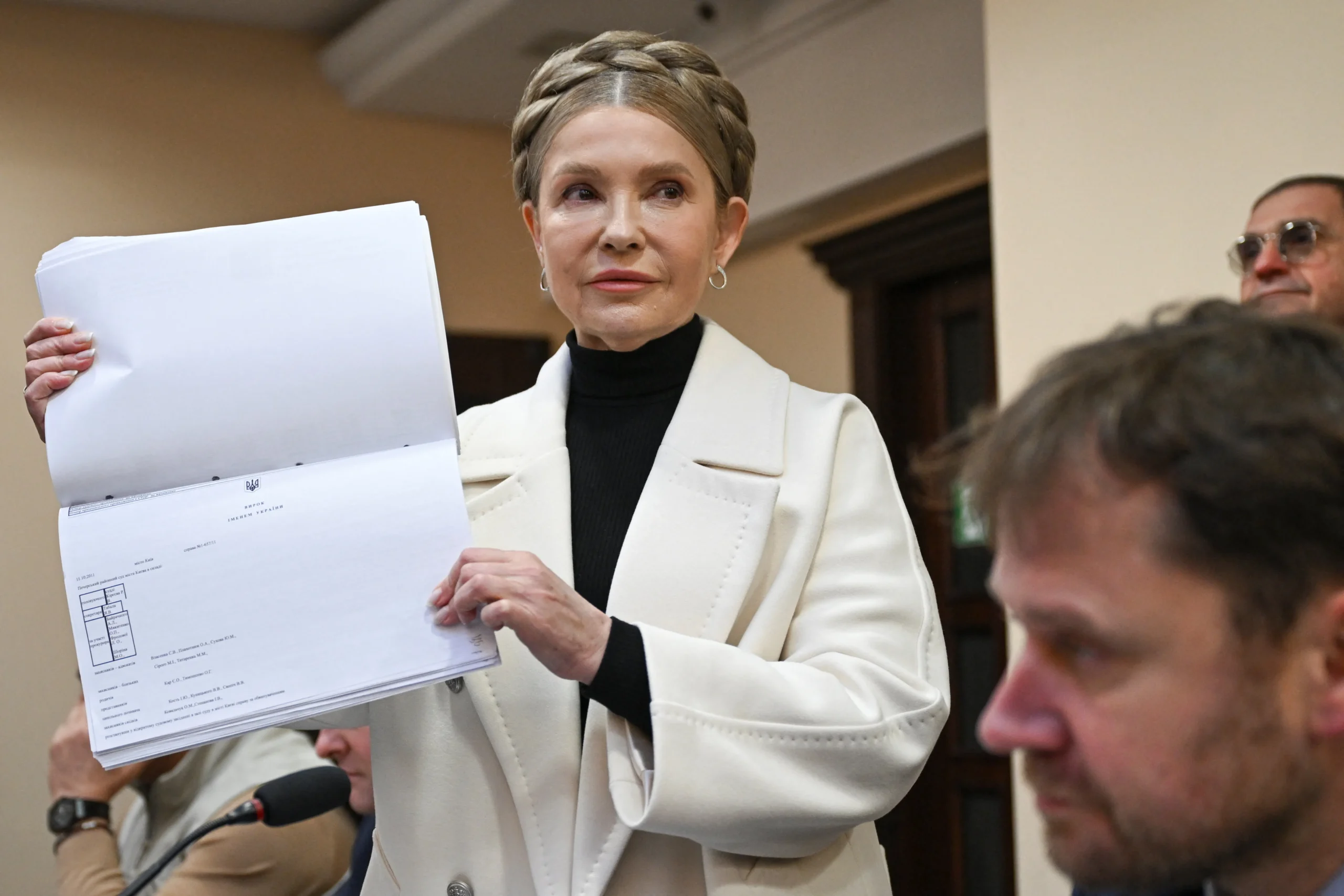 Ukraine : Pour paralyser le gouvernement en pleine guerre, le prix exact proposé par Yulia Tymoshenko pour acheter les votes des députés