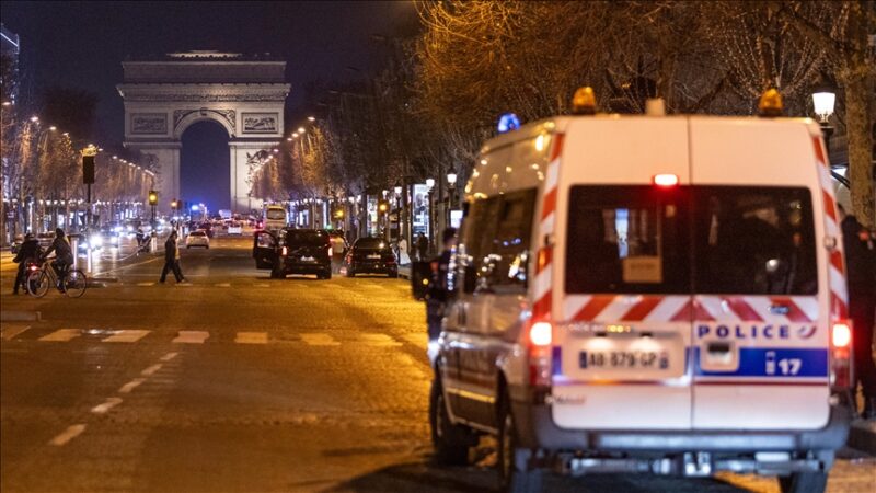 France : après l’assassinat d’une jeune femme en pleine rue à Nice, la piste précise évoquée par une source policière pour qualifier le drame