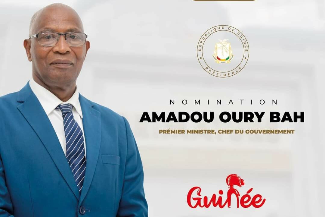 Après la fin officielle de la transition actée à Conakry, le redéploiement politique immédiat décidé pour le Premier ministre sortant