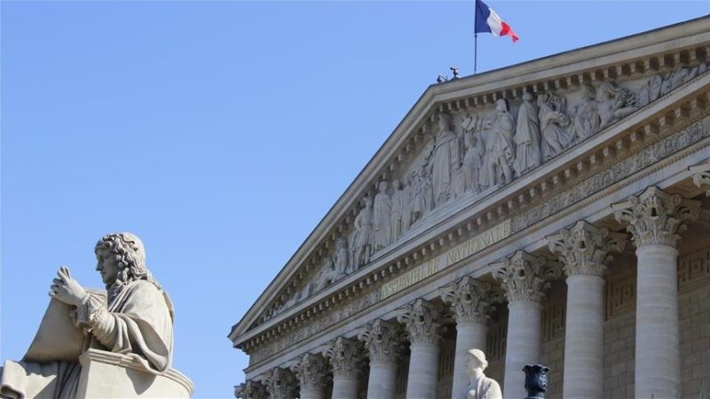 Matignon gèle le dossier des zones à faibles émissions en France et renvoie la décision finale à l&rsquo;issue d&rsquo;une période électorale sensible