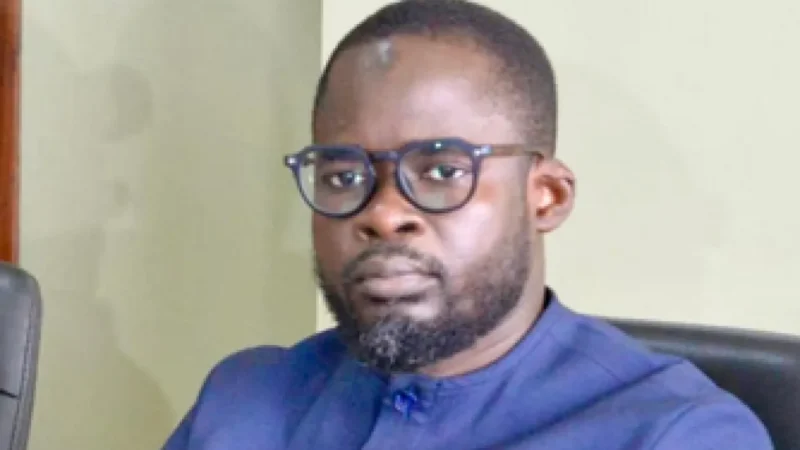 Face au mutisme persistant sur ses correspondances officielles, l&rsquo;appel public lancé au Premier ministre concernant l&rsquo;application d&rsquo;une loi clé