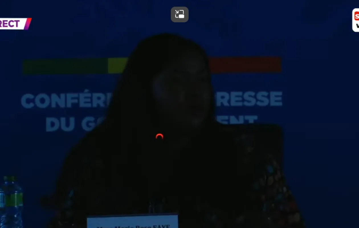 Conférence de presse du gouvernement : l’origine précise de l’incident technique qui a suspendu la séance