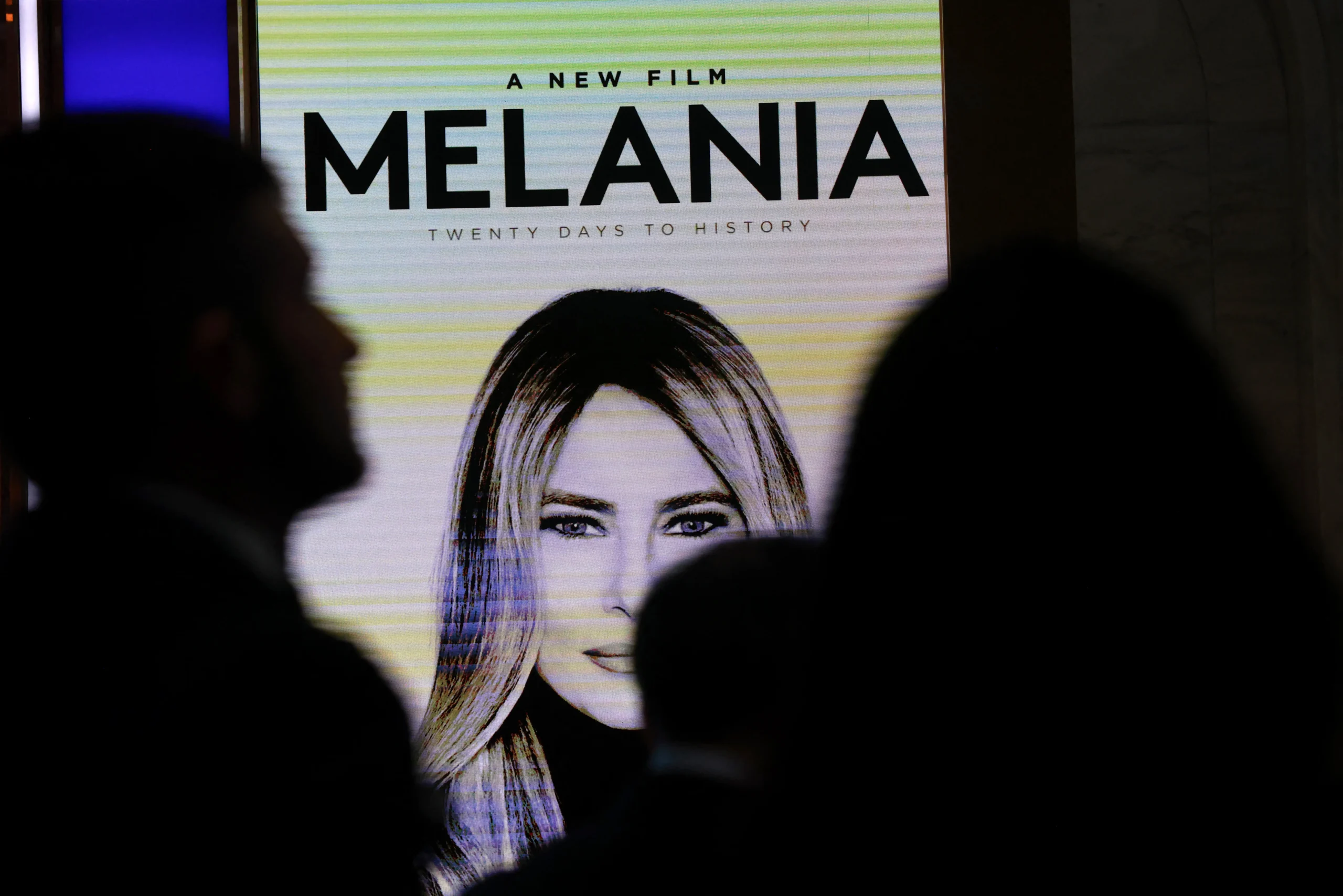 États-Unis : Derrière l’accord de diffusion du documentaire de Melania Trump, la nature réelle de la transaction dénoncée par un ancien cadre d’Amazon