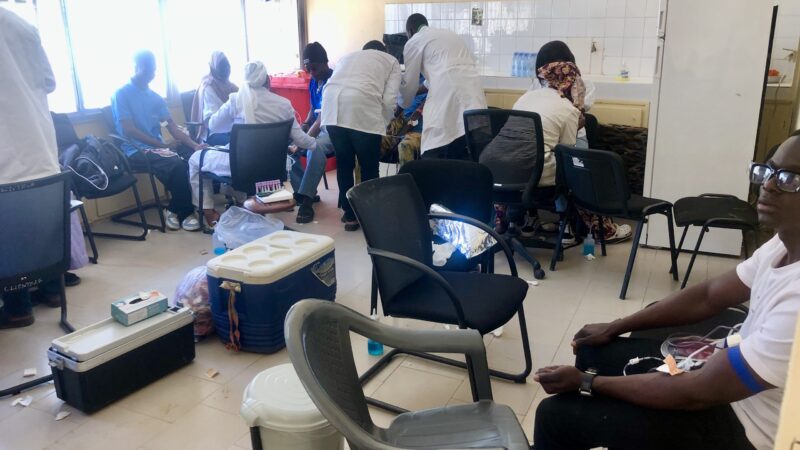 Sécurisation des urgences à Saint-Louis : Le volume de sang mobilisé par la Sen’Eau face au risque de pénurie imminente