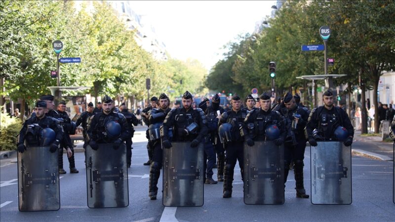 Expulsion des « sans-fac » en France : la justification administrative qui ferme la porte à la médiation proposée par les politiques