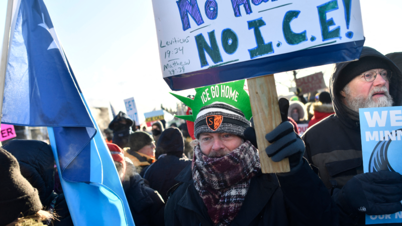 Immigration aux États-Unis : La justification retenue par la juge fédérale pour ne pas suspendre les opérations controversées au Minnesota
