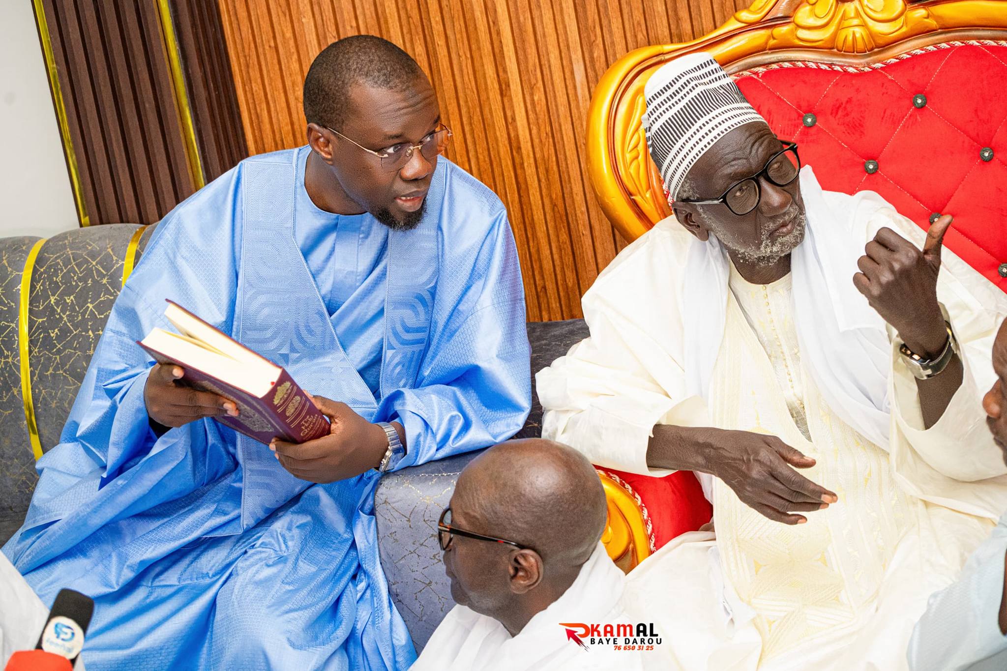 Darou Mouhty : Ousmane Sonko choyé par le khalife (photos)