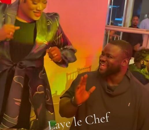 Eumeu Sène : un mari comblé : moment de complicité avec sa première épouse… (photos)