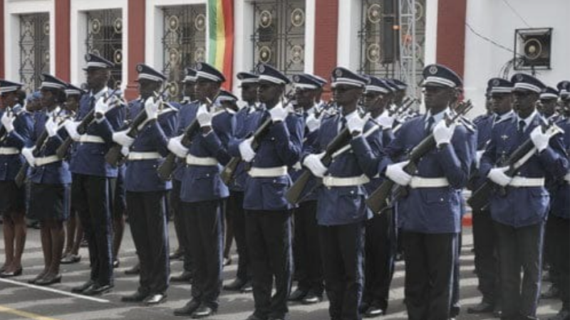 Entre Caserne et Campus : Ce que révèle le retour des gendarmes à l&rsquo;UCAD