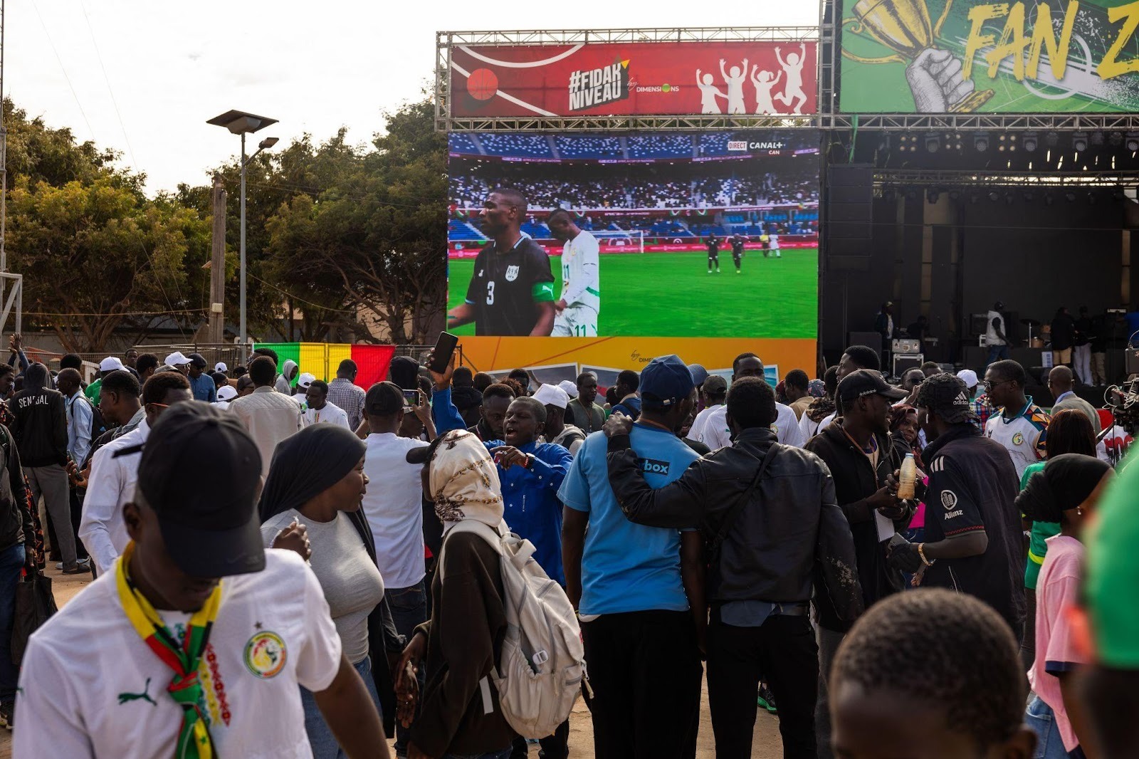 Où regarder les matchs des Lions de la Téranga à Dakar ?