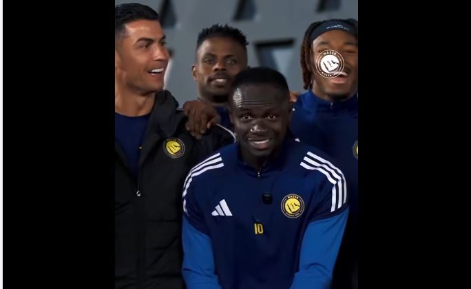 Accueil de champion : Sadio Mané célébré par Ronaldo et Al-Nassr (vidéo)