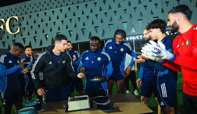 (Vidéo) Al Nassr célèbre le champion d&rsquo;Afrique Sadio Mané comme un héros, Regardez!