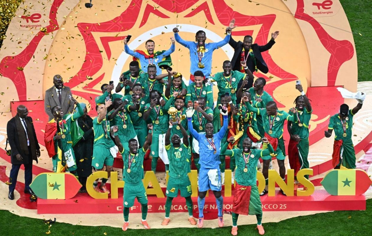 CAN 2025 : Le journaliste d&rsquo;Al Jazzera, Hafid Derradji, dénonce l’absence de félicitations de la FIFA et de la CAF au Sénégal