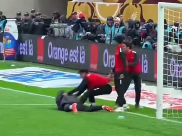 Finale CAN – Yehvann Diouf raconte l’épisode insolite des serviettes: « J’ai été tout aussi surpris »