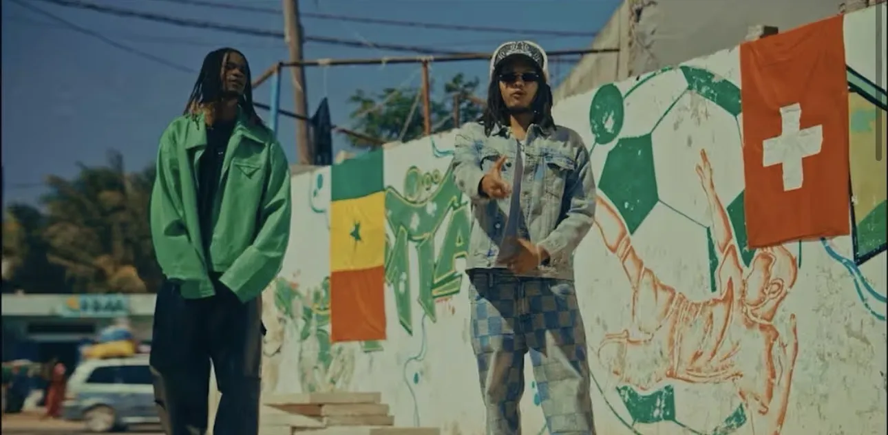 Pour accompagner leur nouvelle collaboration, le registre esthétique choisi par Oothentik Zeus et Fa2OFF-02