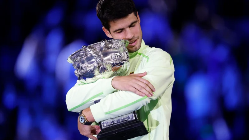 Finale de l’Open d’Australie : La barrière historique franchie par Carlos Alcaraz à 22 ans qui redéfinit les standards du Grand Chelem
