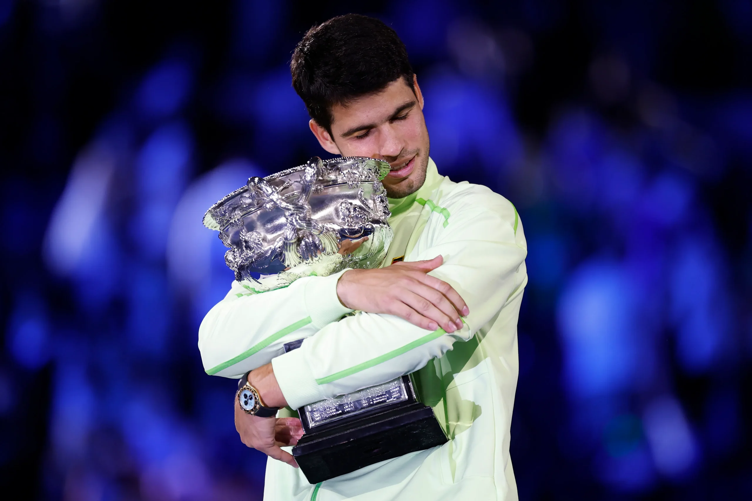 Finale de l’Open d’Australie : La barrière historique franchie par Carlos Alcaraz à 22 ans qui redéfinit les standards du Grand Chelem