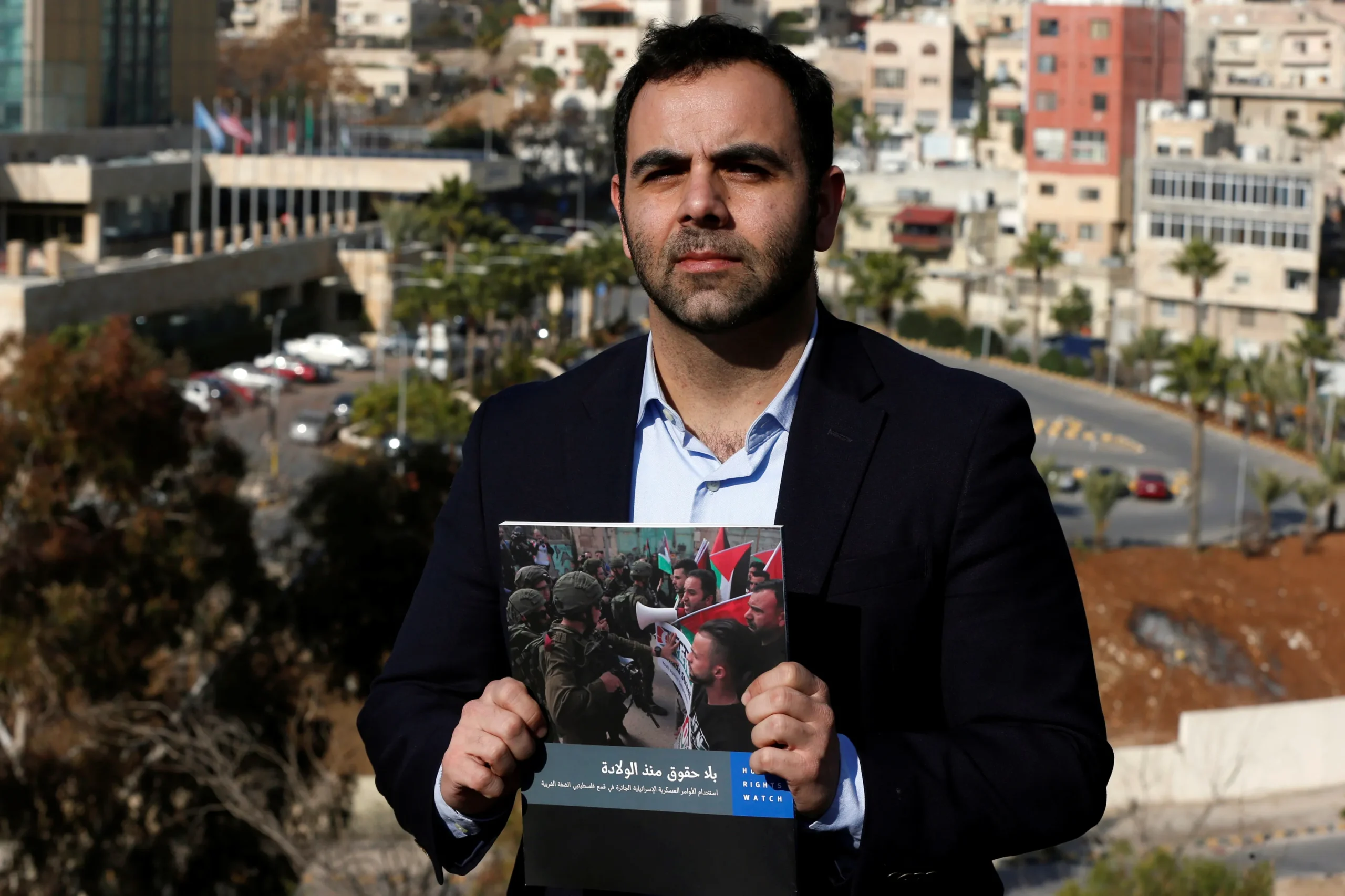 Human Rights Watch : La thèse spécifique sur Israël dont le blocage a provoqué la démission immédiate du directeur régional