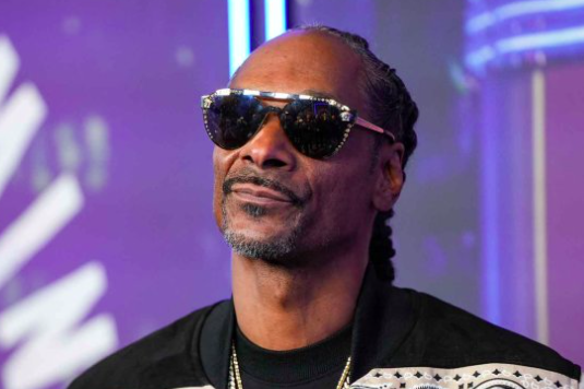 Tragédie aux États-Unis : Cinq ans après une première épreuve, le nouveau deuil qui frappe la famille de Snoop Dogg