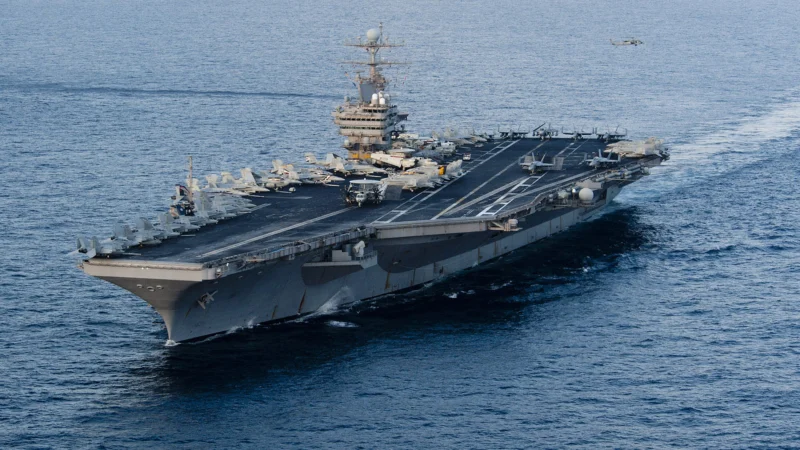 Face à une menace jugée imminente contre l&rsquo;USS Abraham Lincoln, la riposte militaire exécutée par les forces américaines en mer d&rsquo;Arabie