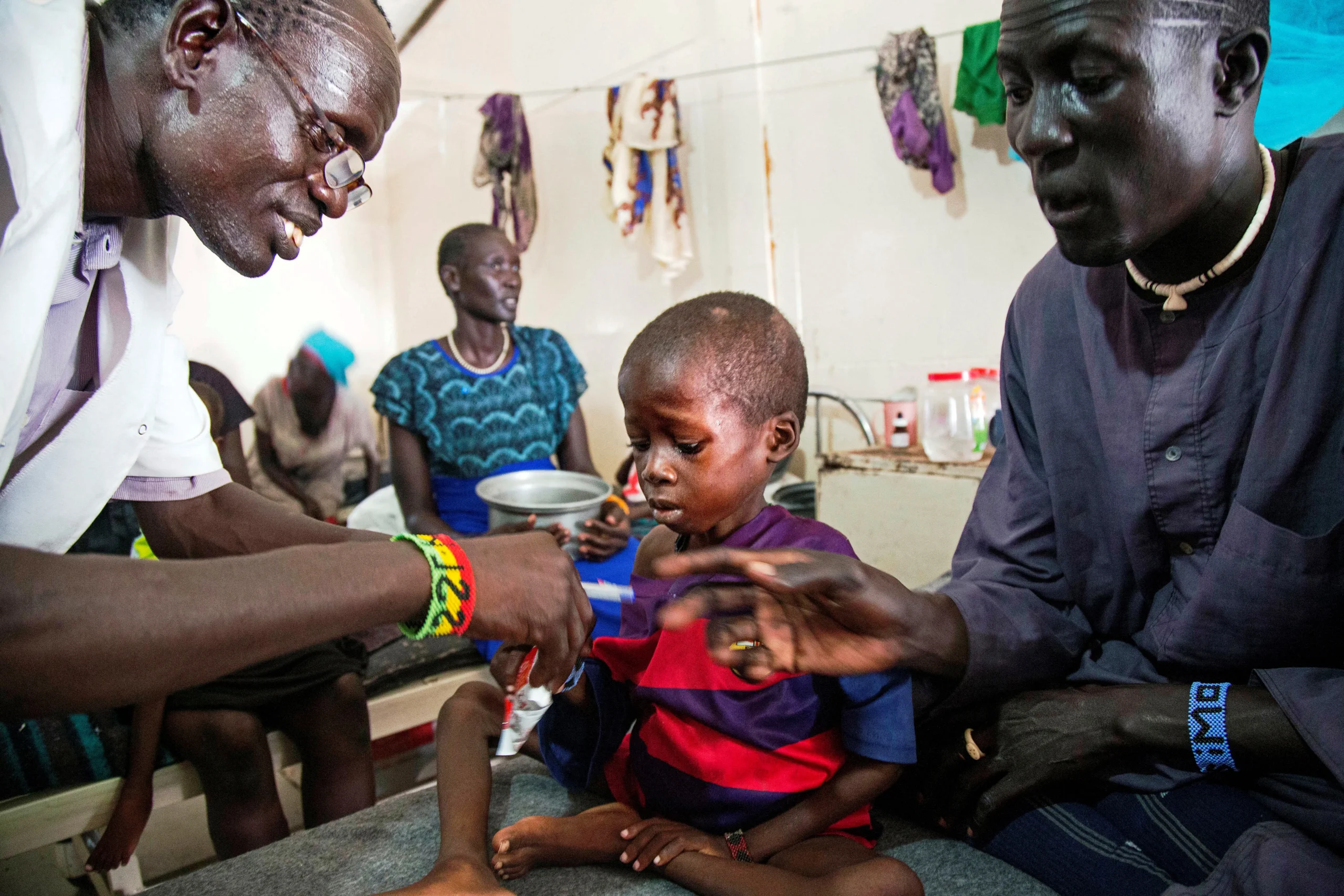 Soudan du Sud : MSF identifie l’unique force militaire en mesure d&rsquo;exécuter le raid qui a détruit son hôpital