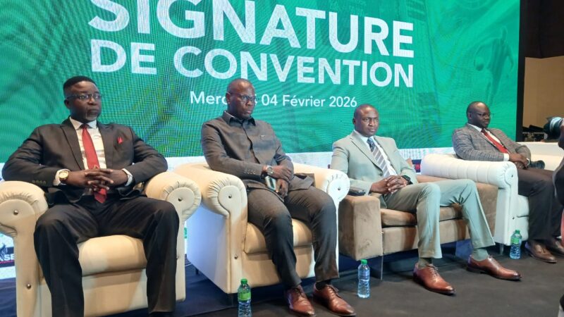 Abandonnant l&rsquo;octroi de licences, l&rsquo;architecture technique choisie par Toussaint Manga pour verrouiller le jeu en ligne