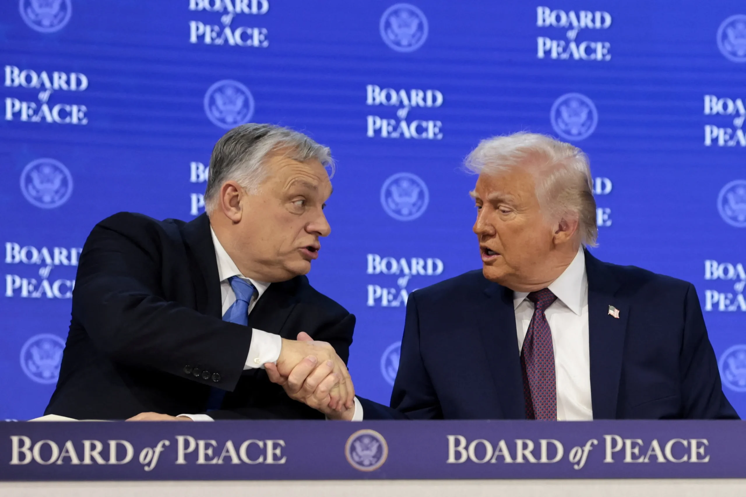 Face à la montée de l’opposition en Hongrie, les arguments spécifiques invoqués par Donald Trump pour justifier son soutien à Viktor Orban