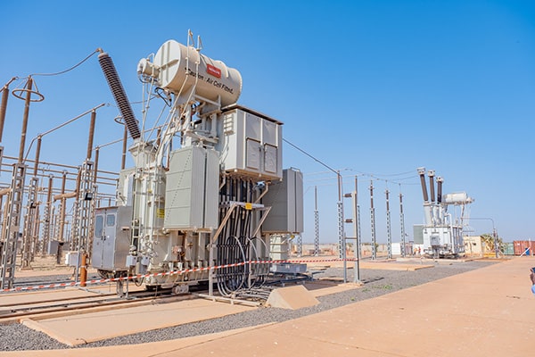 À quelques mois de l&rsquo;échéance, le bilan d&rsquo;étape du vaste chantier électrique financé par Washington