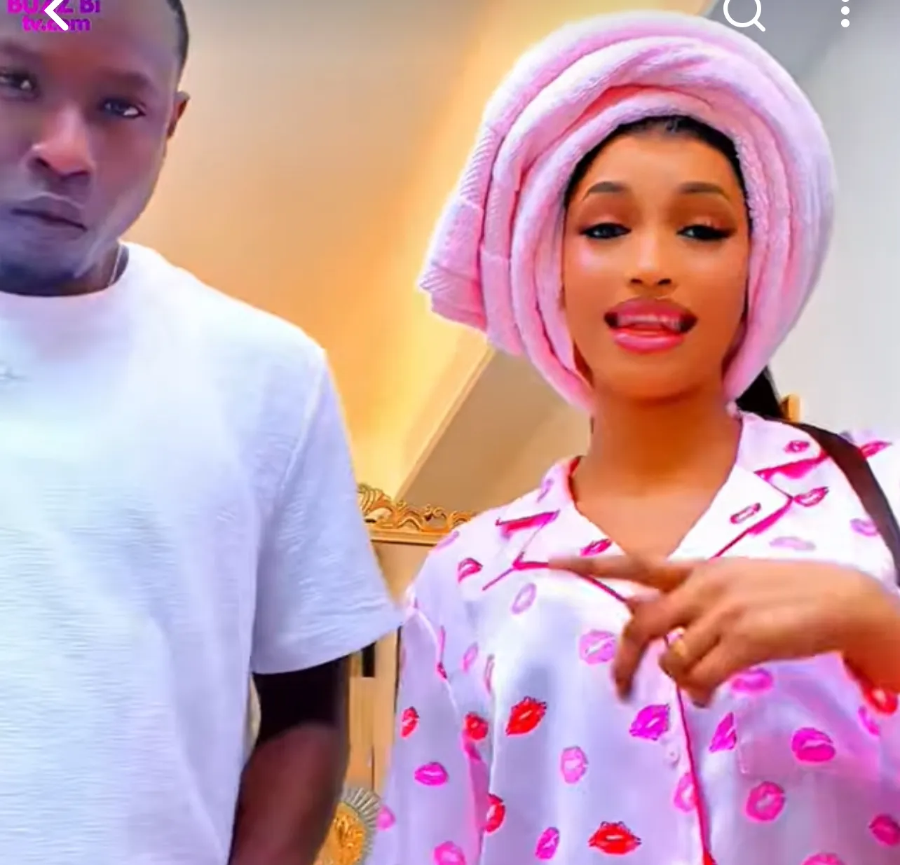 Au rythme du dernier titre de Cool Lams, l’instant de détente affiché par le couple Ngaaka Blindé et Fatel