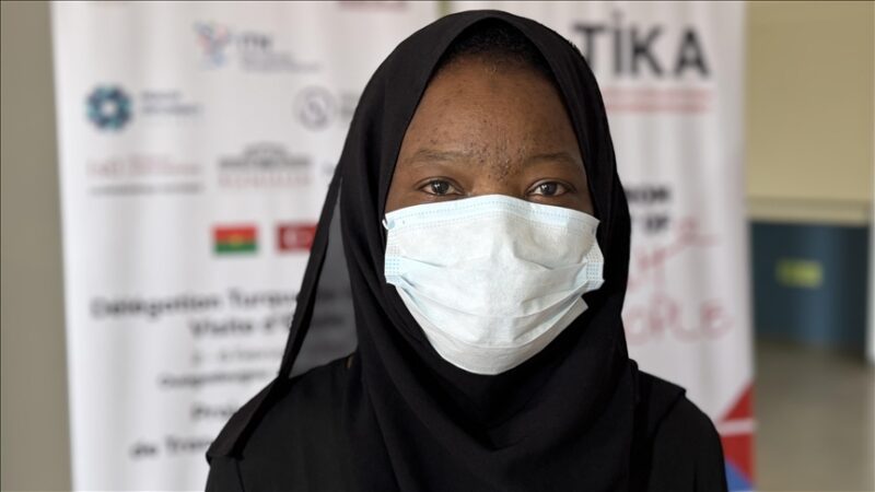 Première greffe de rein au Burkina Faso : l&rsquo;acteur décisif derrière le rétablissement spectaculaire d&rsquo;Awa Kone