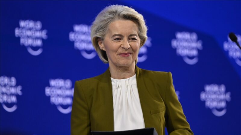 Pour le quatrième anniversaire du conflit en Ukraine, le mécanisme inédit activé par Bruxelles contre la flotte fantôme russe