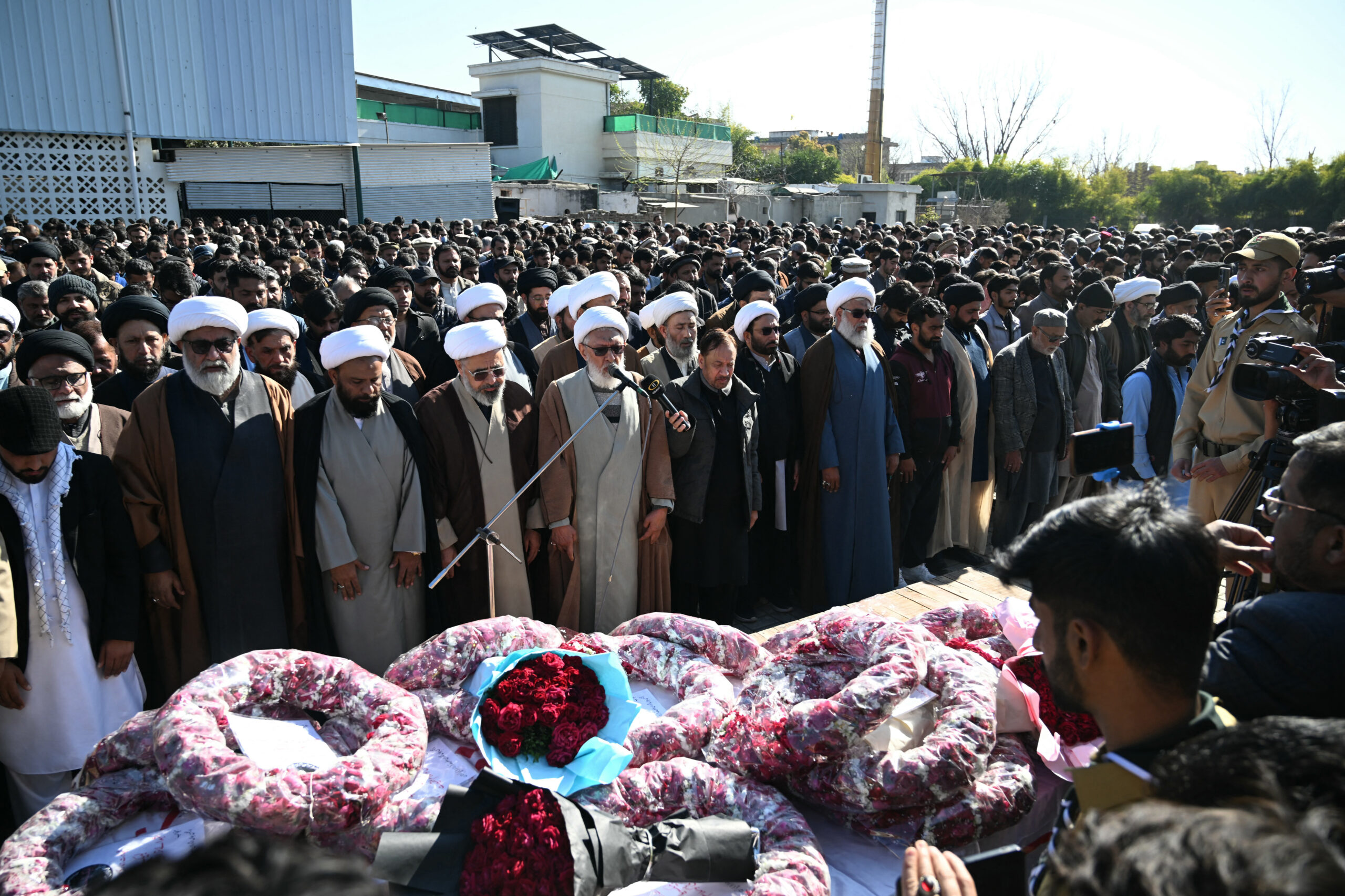 Pakistan : Si l’État islamique revendique l’attentat, les preuves avancées par le gouvernement qui ciblent une tout autre puissance
