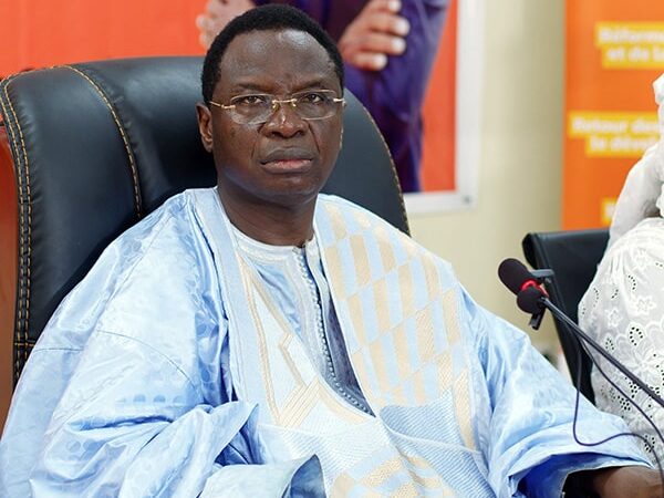 Au-delà de la vitrine commerciale du Sencon, le changement de statut radical attendu par le gouvernement de la part des exposants