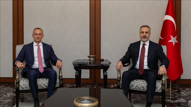 Diplomatie à Ankara : Le profil de l’émissaire de l’ONU reçu par Hakan Fidan pour évoquer Gaza