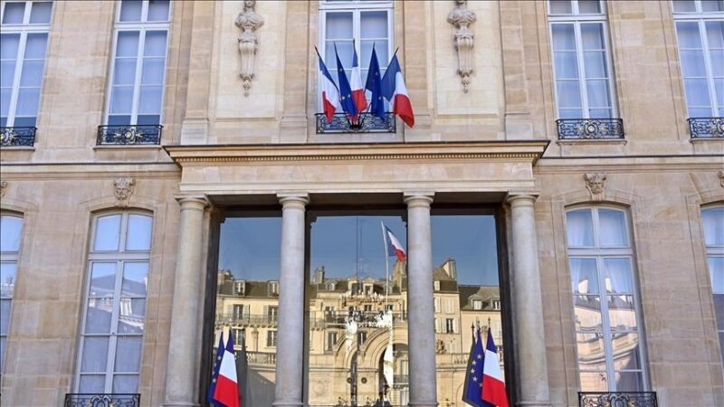 France : À l’approche de la présidentielle, la reconfiguration accélérée des institutions de contrôle qui fait craindre un verrouillage de l’appareil d’État