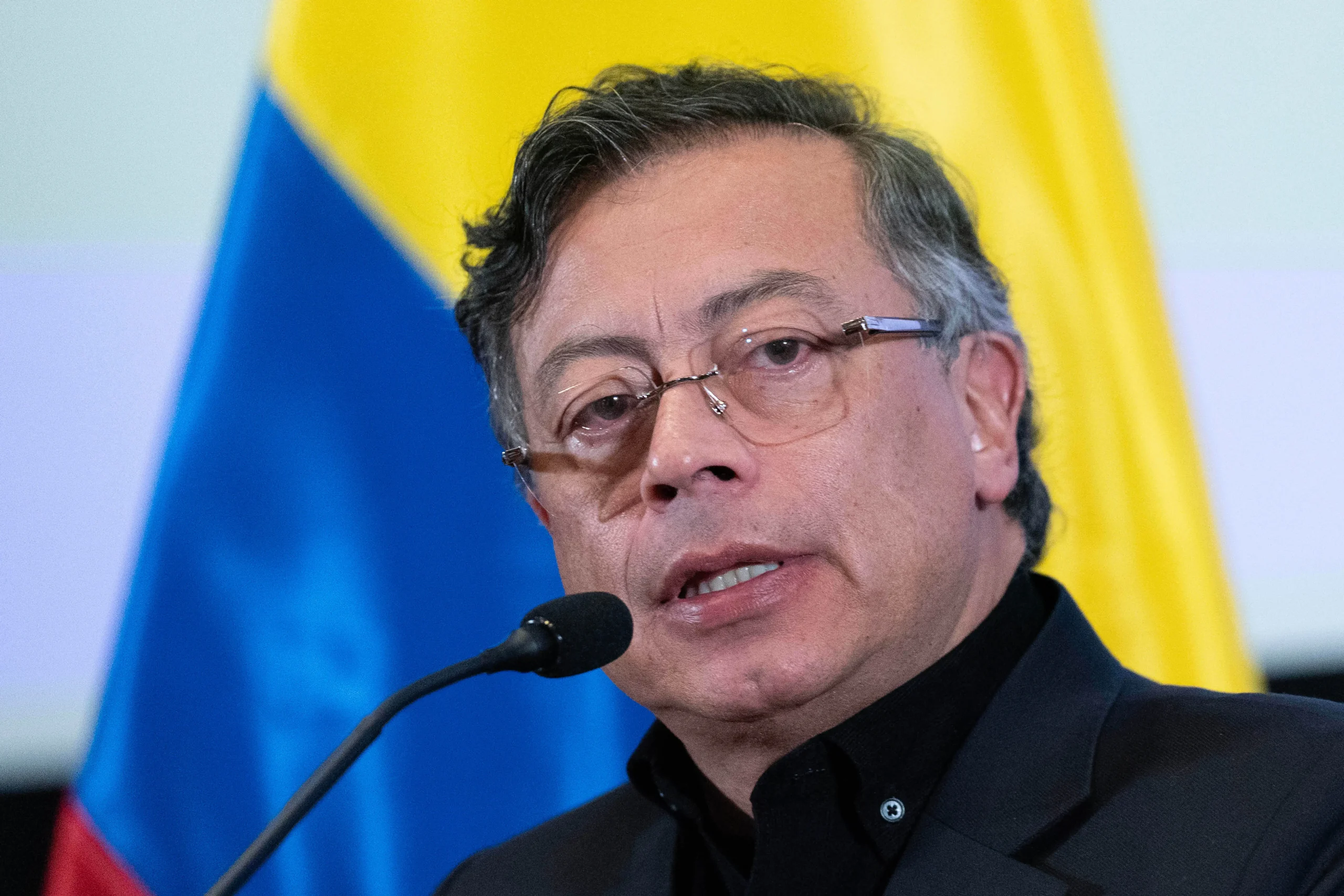 Ce qui a contraint l&rsquo;hélicoptère du président colombien à se dérouter d&rsquo;urgence vers la mer