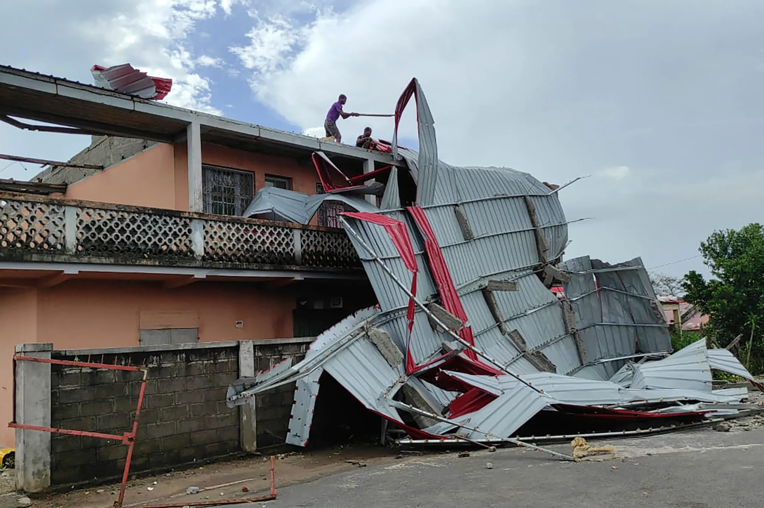 En frappant Madagascar avec une force « monstrueuse », le cyclone Gezani réveille le souvenir précis d’une catastrophe de 1994