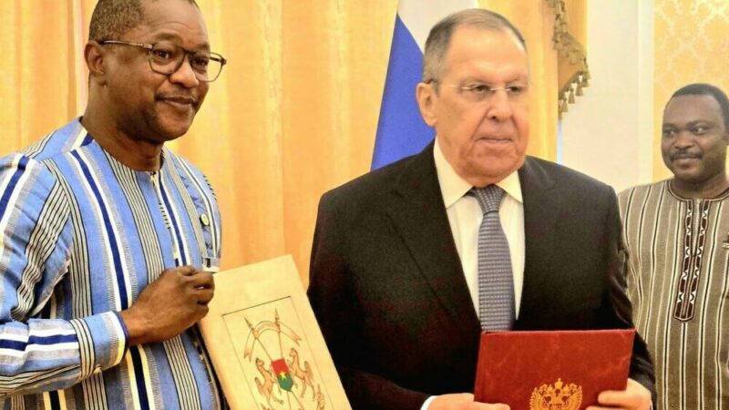 Moscou et Ouagadougou enterrent l’ancien cadre juridique pour acter le virage diplomatique de 2022