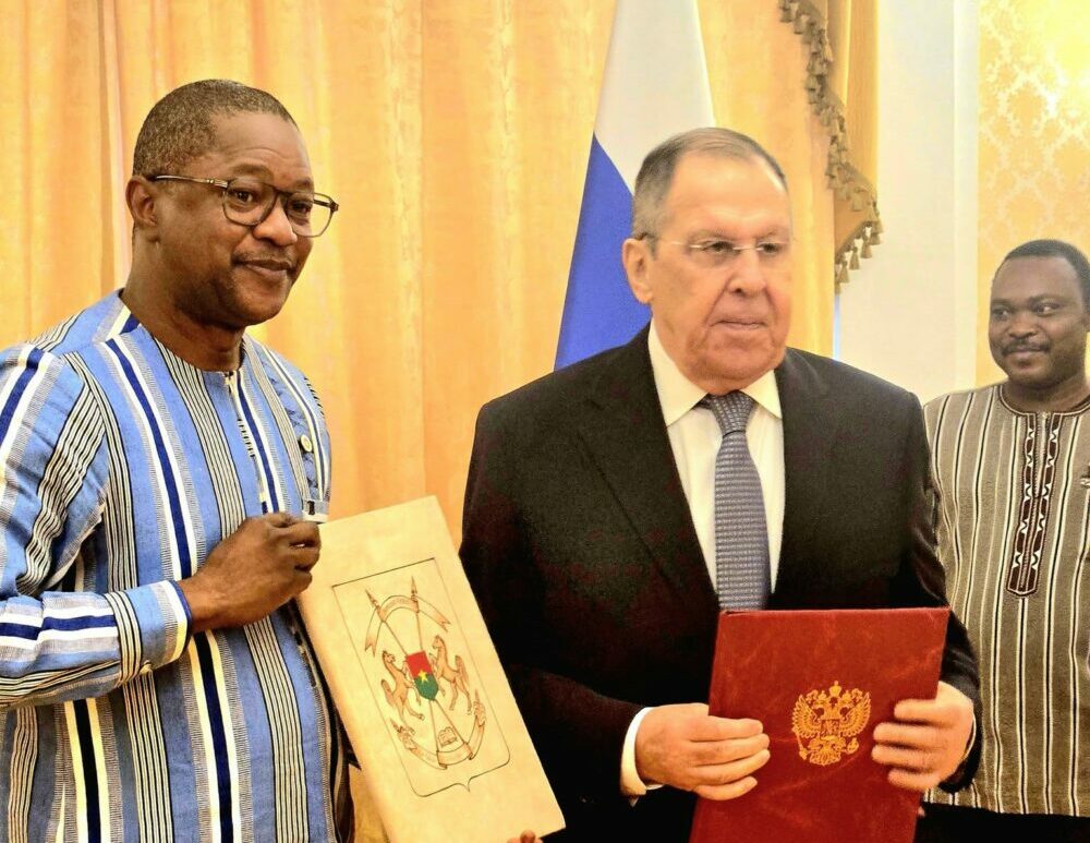 Moscou et Ouagadougou enterrent l’ancien cadre juridique pour acter le virage diplomatique de 2022